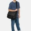 Eastpak Delegate- Schoudertas - Black