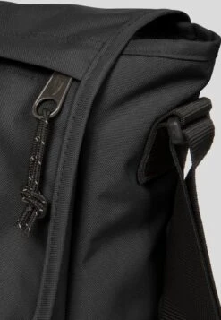 Eastpak Delegate- Schoudertas - Black -Eastpak Travel Goedkope Winkel f61de3df6a3d4f6d8adcbf9e60d4309e